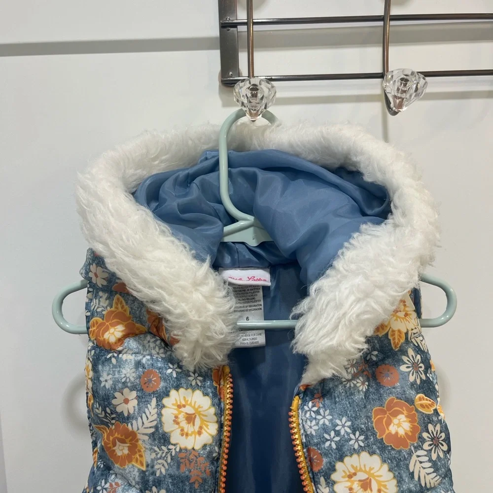 Little Lass Blue Floral Quilted Puffer Vest with Faux Fur Trimmed Hood Size 6